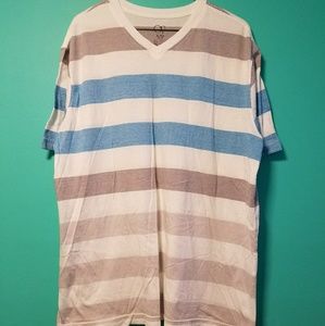 Gradient stripe OP V-neck T-shirt